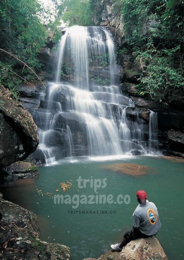 น้ำตกห้วยไผ่ สวยสุดในภูเรือ อุทยานแห่งชาติภูเรือ เลย