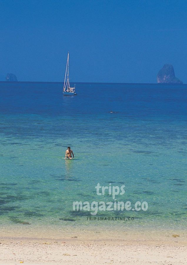 บรรยากาศเงียบสงบ เป็นส่วนตัวของเกาะบุโหลนไม้ไผ่ สตูล