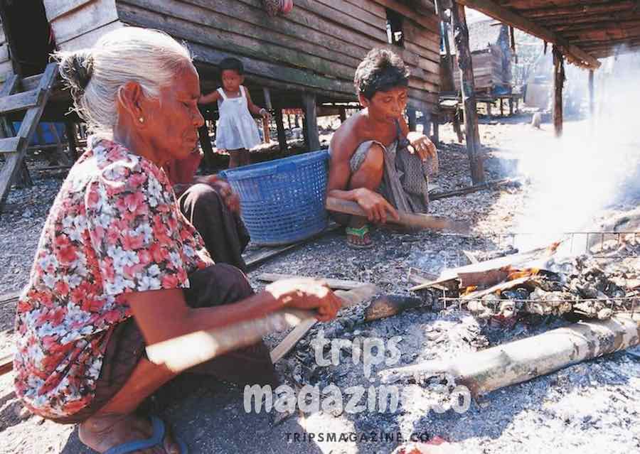 ชาวมอแกนบนเกาะเหลานอก ระนอง วิถีเรียบง่าย