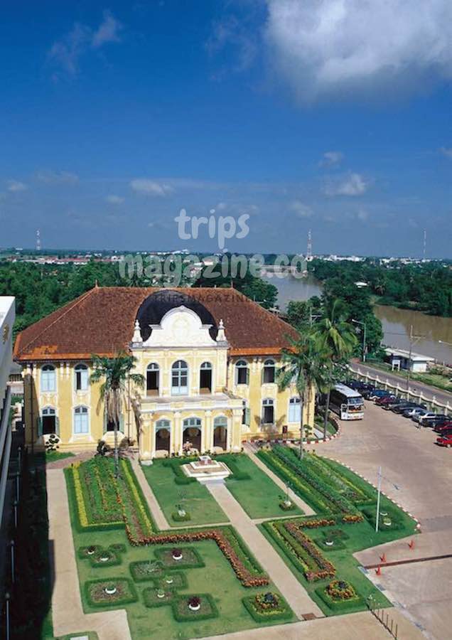 ตึกเจ้าพระยาอภัยภูเบศร ปัจจุบันอยู่ในเขตโรงพยาบาลเจ้าพระยาอภัยภูเบศร ตั้งอยู่ริมแม่น้ำปราจีนบุรี