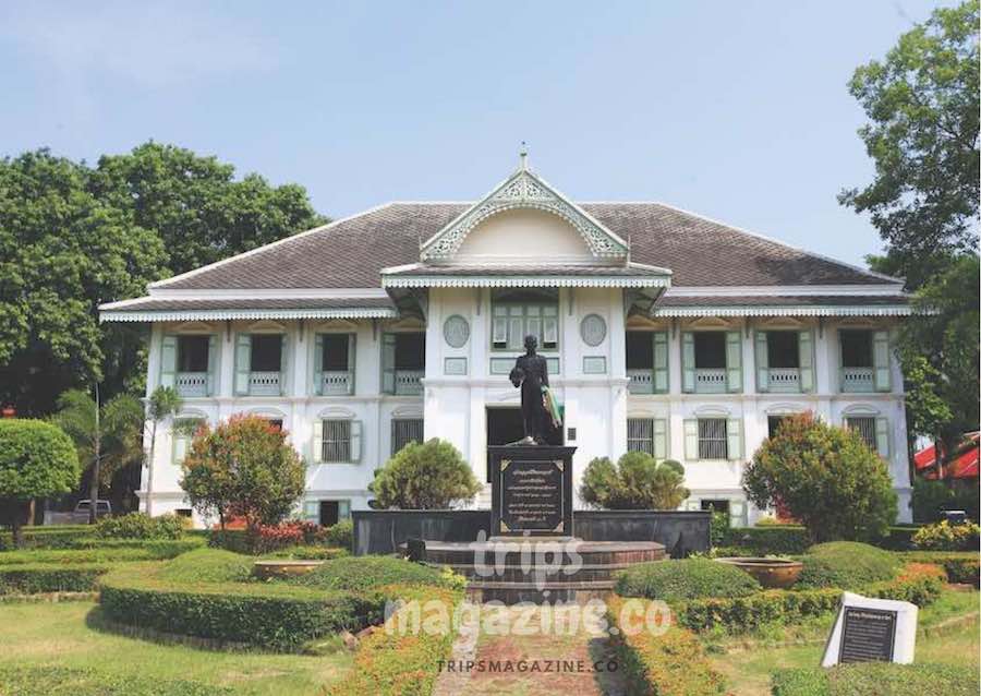 คุ้มเจ้าหลวง สร้างในสมัยพระเจ้าวิริยะเทพวงศ์ เจ้าเมืองแพร่องค์สุดท้าย เคยเป็นจวนผู้ว่าราชการจังหวัดระยะหนึ่ง เป็นโบราณสถานแหล่งเรียนรู้ศิลปวัฒนธรรมของแพร่