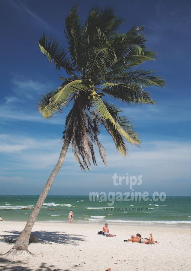 บรรยากาศกันเอง สบายๆ ที่หาดหัวหิน ประจวบคีรีขันธ์