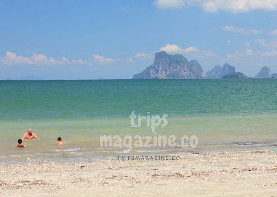 ชายหาดเจ้าไหม เล่นน้ำสะดวก อุทยานแห่งชาติหาดเจ้าไหม ตรัง