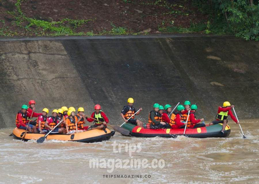 ล่องแก่งเรือยาง คลองโป่งน้ำร้อน จันทบุรี